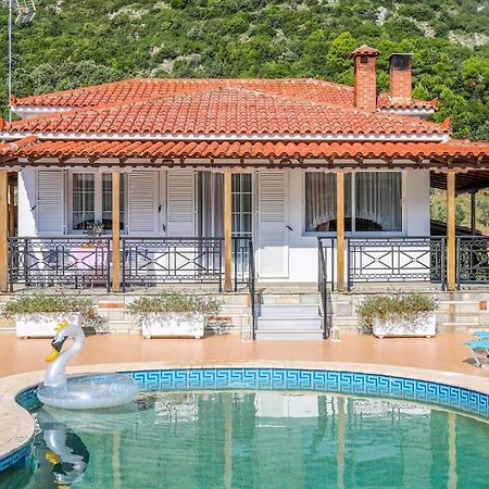 Villa Mitzelos Moni Evaggelistrias Exteriör bild